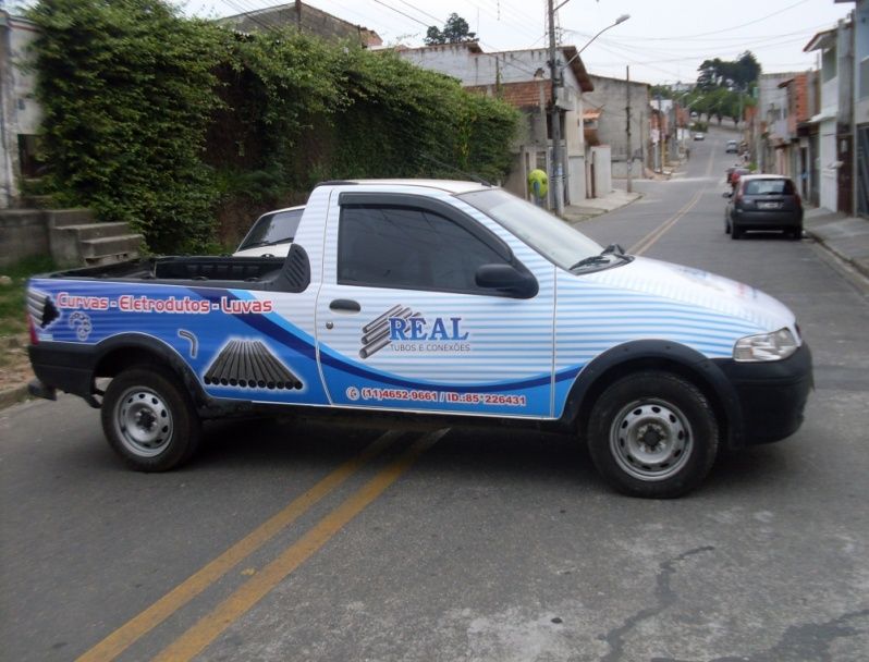 Empresa de Adesivagem de Veículos Santa Isabel - Envelopamento de Baú