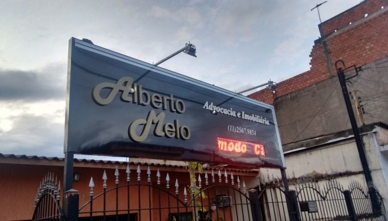 Fachada de ACM Engenheiro Goulart - Fachada de Loja Infantil em ACM