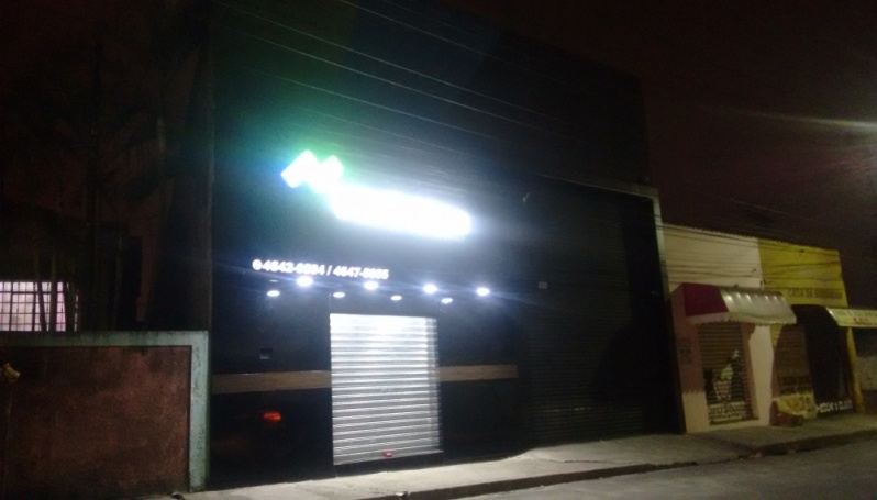 Letra Caixa com Iluminação Interna na Penha - Letra Caixa Galvanizada